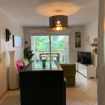 Votre Sejour Cosy A Frejus!公寓 外观 照片