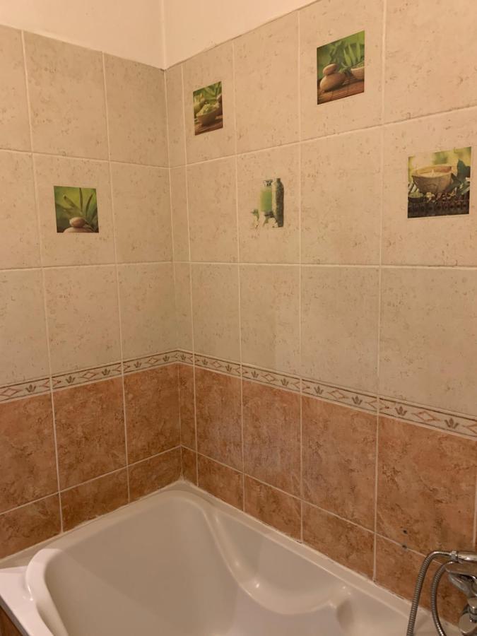 Votre Sejour Cosy A Frejus!公寓 外观 照片